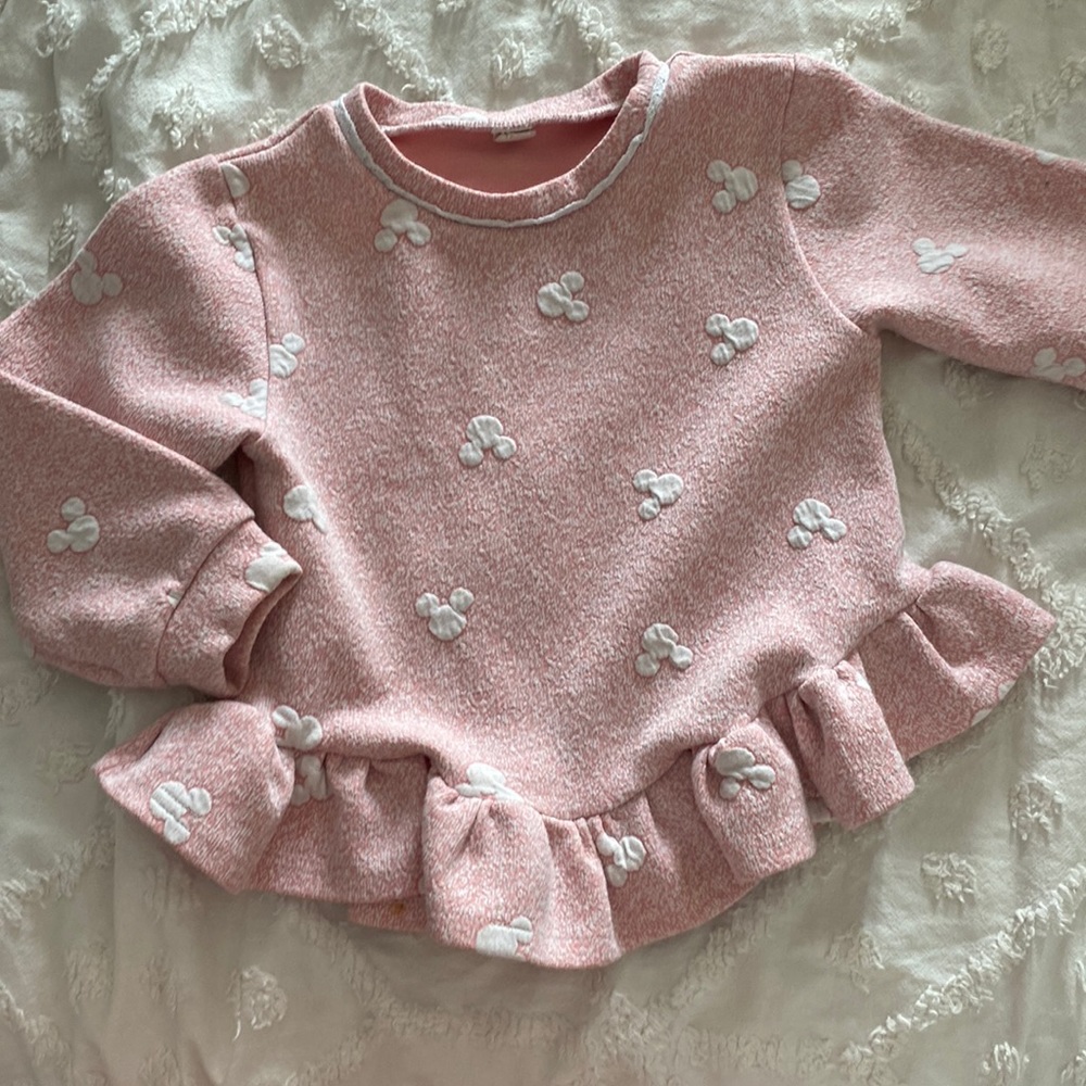 Minnie Sweater